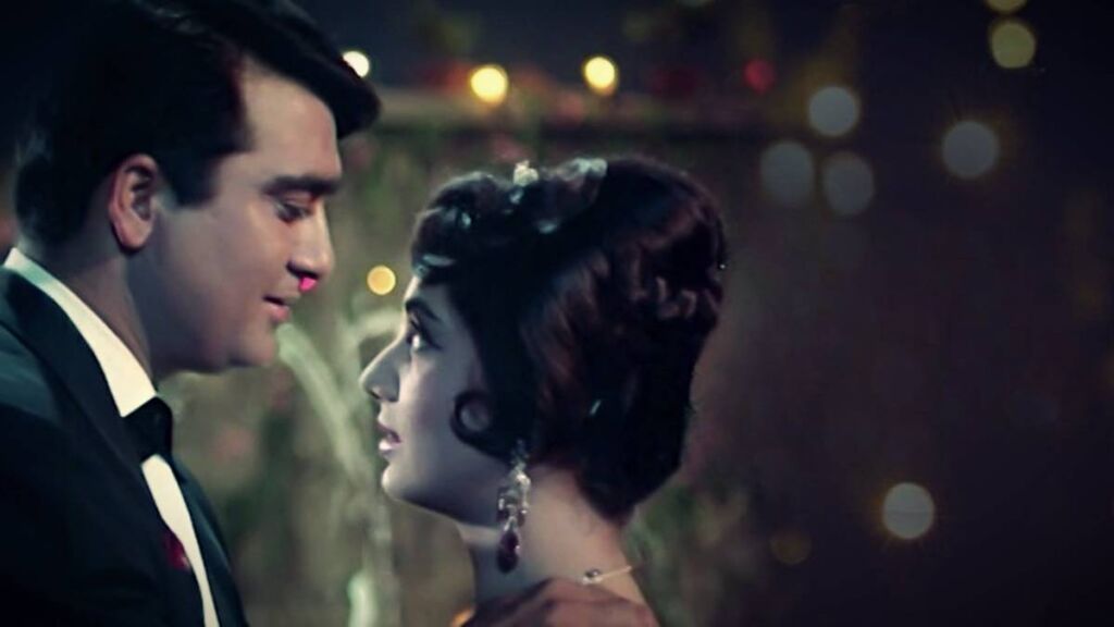 Aage Bhi Jaane Na Tu Lyrics in Roman Hind