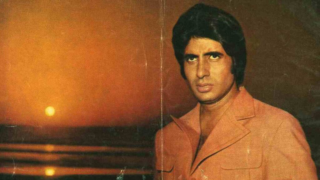 Aadmi Jo Kahta Hai Lyrics in Roman Hindi