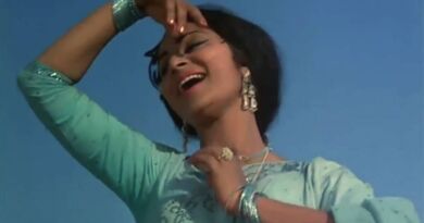 Aaj Phir Jeene Ki Tamanna Hai Lyrics in Roman Hindi