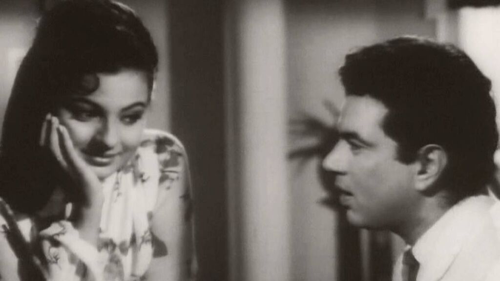 Aap Ke Haseen Rukh Pe Lyrics in Roman Hindi