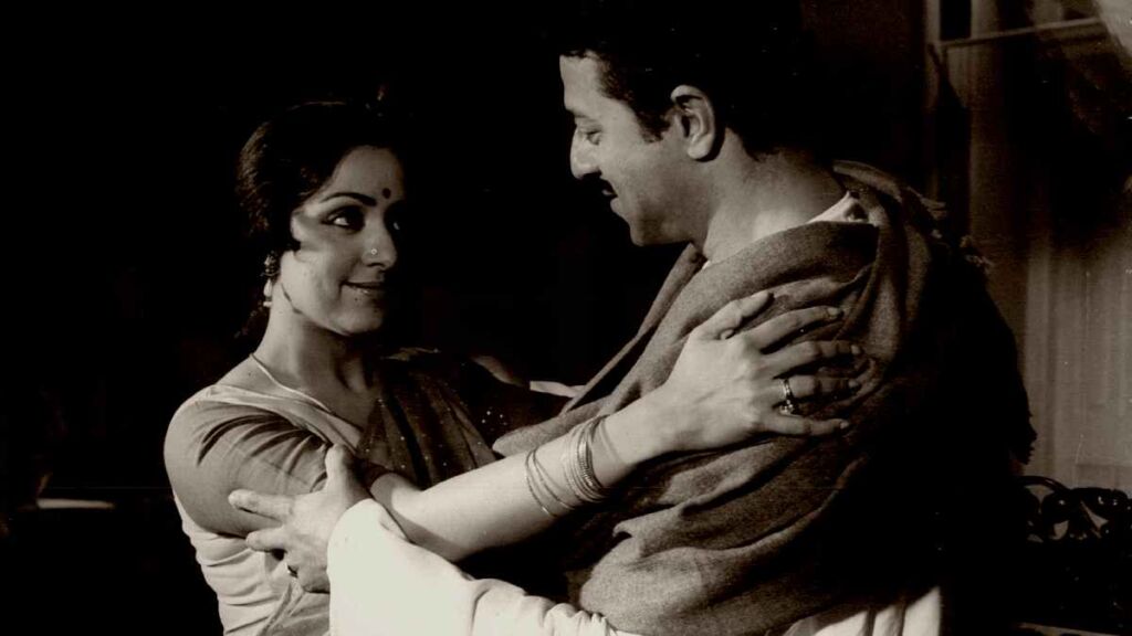 Aisa Ho Toh Kaisa Hoga Lyrics in Roman Hindi