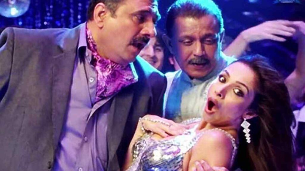 Anarkali Disco Chali Lyrics in Roman Hindi