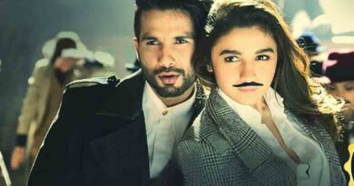 Gulabo Song Lyrics in Roman Hindi