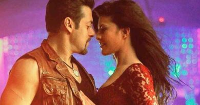 Jumme Ki Raat Hai Lyrics in Roman Hindi