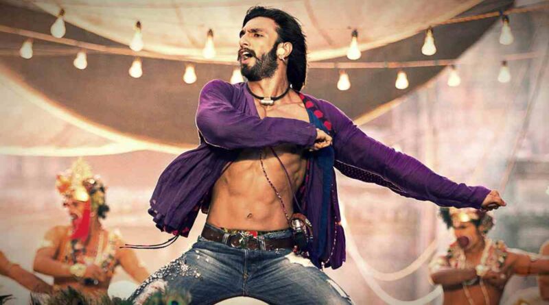 Tattad Tattad Lyrics in Roman Hindi Now.