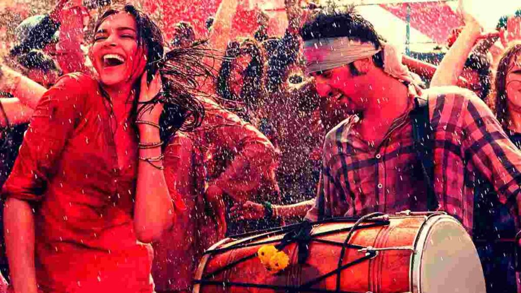 Balam Pichkari Lyrics in Roman Hindi