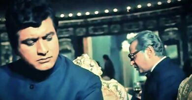 Bharat Ka Rahnewala Hoon Lyrics in Roman Hindi