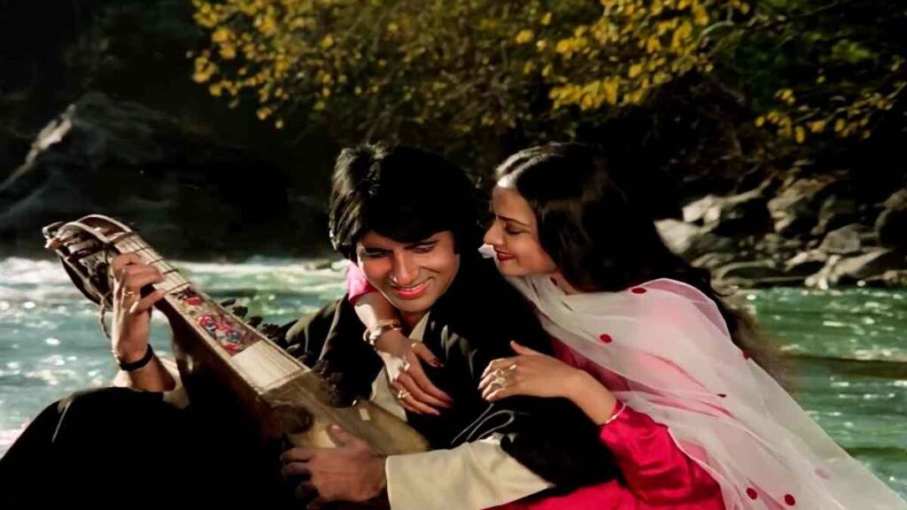 Dekha Ek Khwaab Lyrics in Roman Hindi.