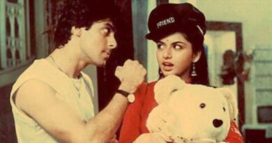 Mere Rang Mein Rangne Wali Lyrics in Roman Hindi