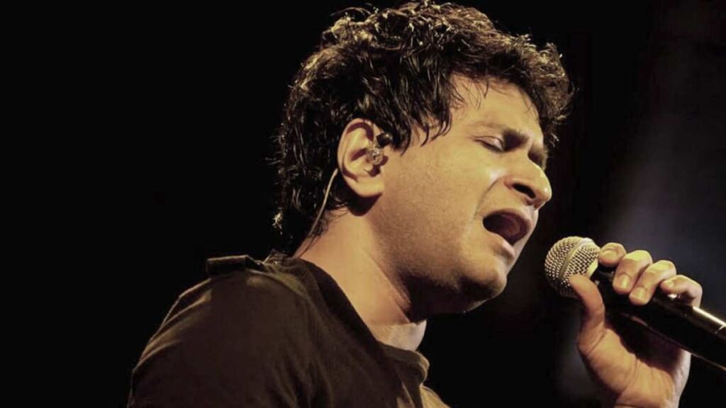 Pyar Ke Pal Lyrics in Roman Hindi