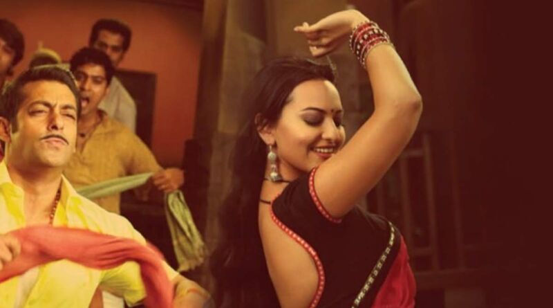 Humka Peeni Hai Lyrics in Roman Hindi
