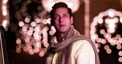 Murli Ki Taanon Si Lyrics in Roman Hindi