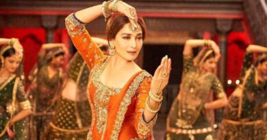 Tabaah Ho Gaye Lyrics in Roman Hindi