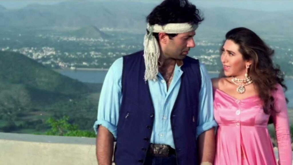 Tu Dharti Pe Chahe Jahan Bhi Lyrics In Roman Hindi