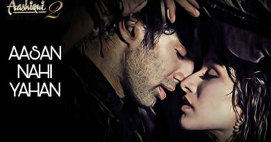 Aasan Nahin Yahan Lyrics In Roman Hindi.