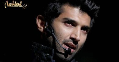 Sun Raha Hai Na Tu Lyrics in Roman Hindi